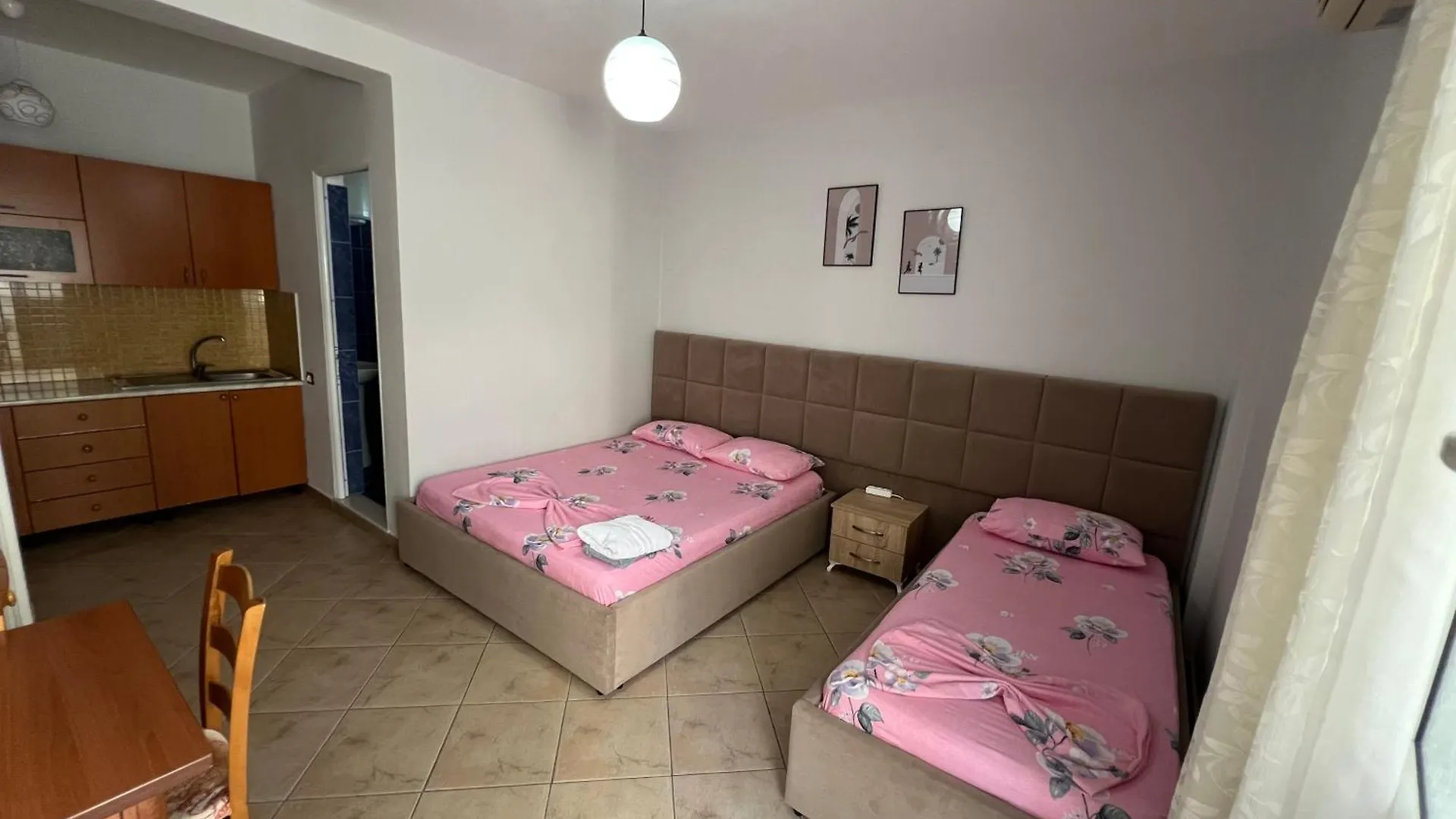 Armando Home-Free Parking Included Vlorë