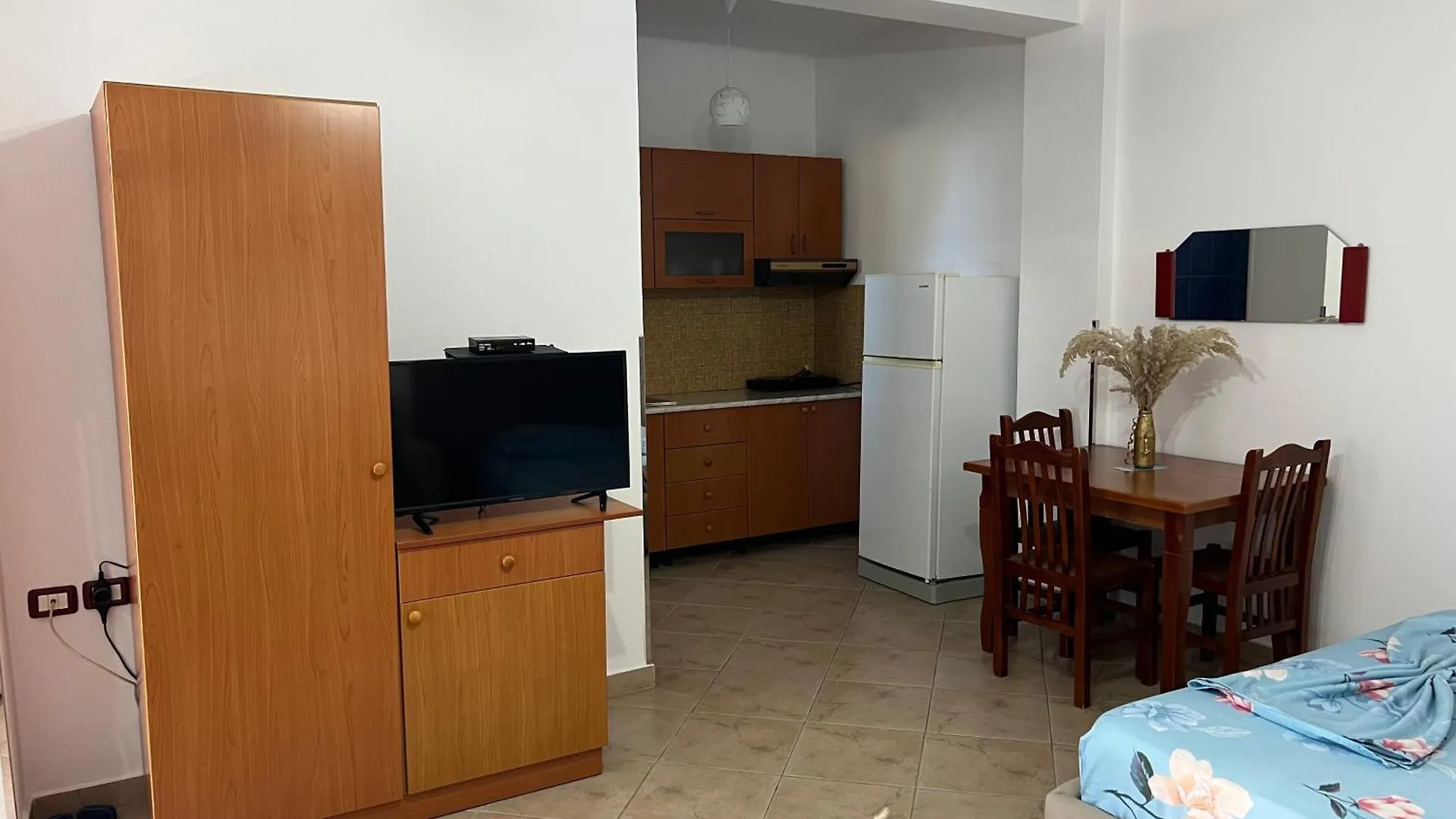 Prázdninový dům Armando Home-Free Parking Included Vlorë